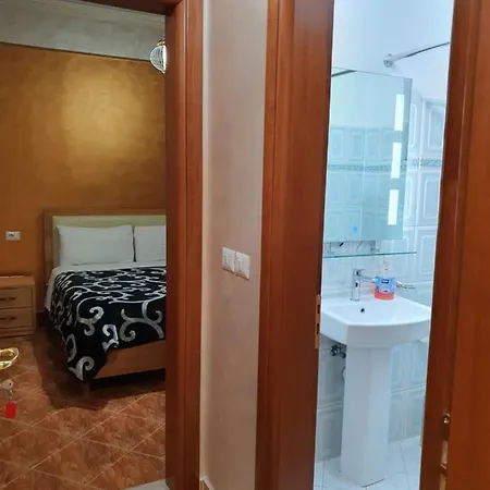 Kompleksi Gjoni 3* Fier