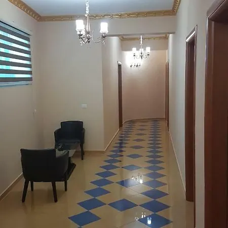 Hotell Kompleksi Gjoni 3*