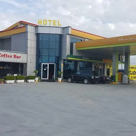 Kompleksi Gjoni 酒店