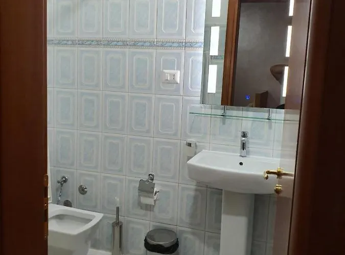 Kompleksi Gjoni Hotel 3*