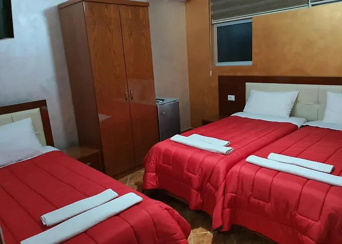 Hotel Kompleksi Gjoni 3*