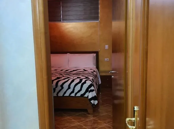 Kompleksi Gjoni Hotel 3*