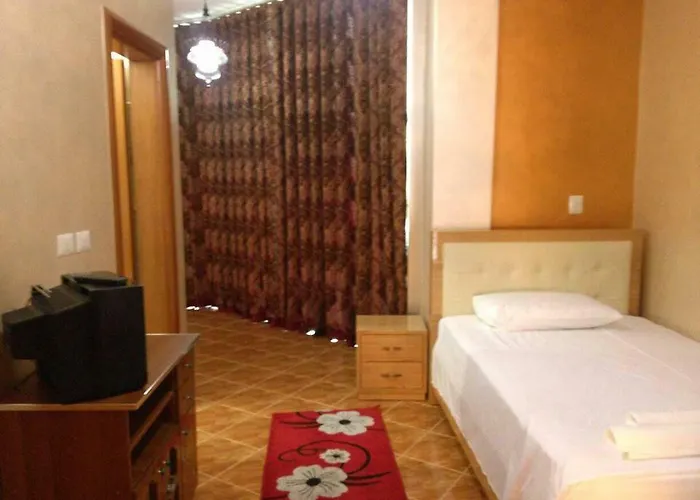 Kompleksi Gjoni מלון