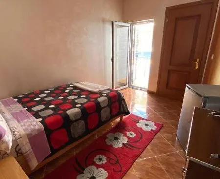 Kompleksi Gjoni 3*