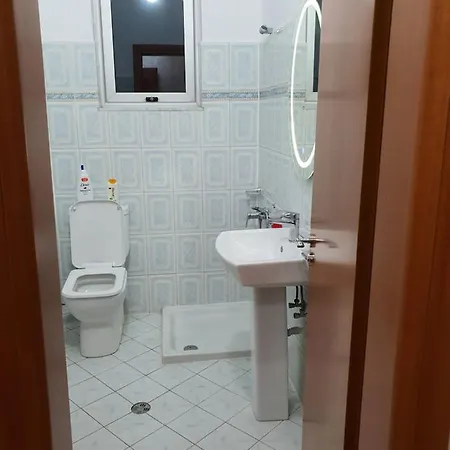 Kompleksi Gjoni Hotel Fier