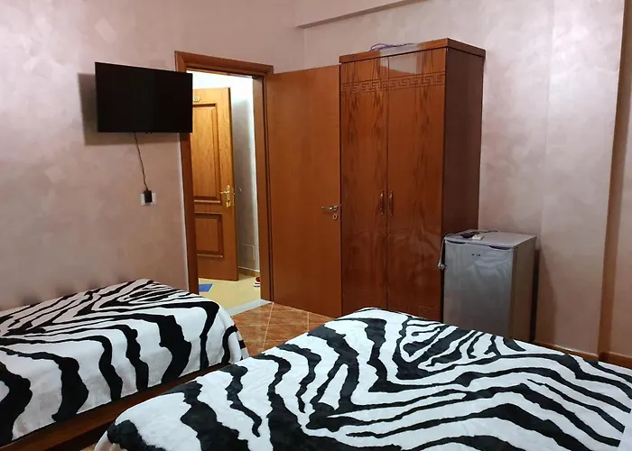 Kompleksi Gjoni 피에르