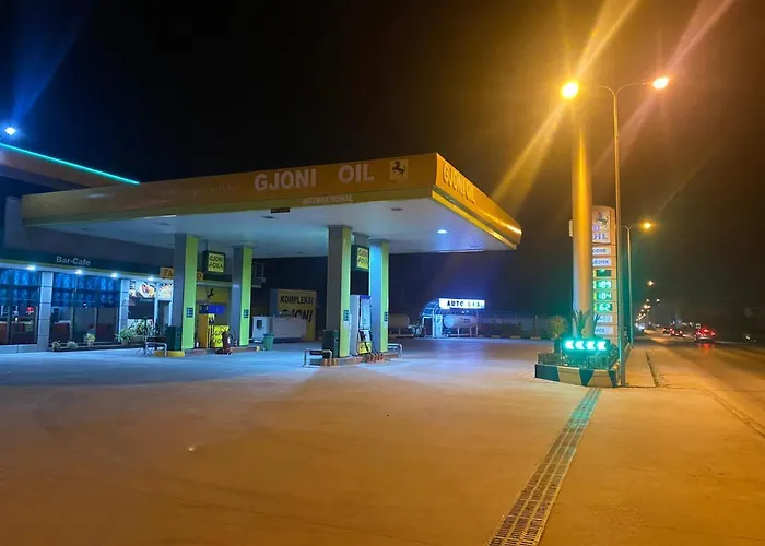 Kompleksi Gjoni 피에르